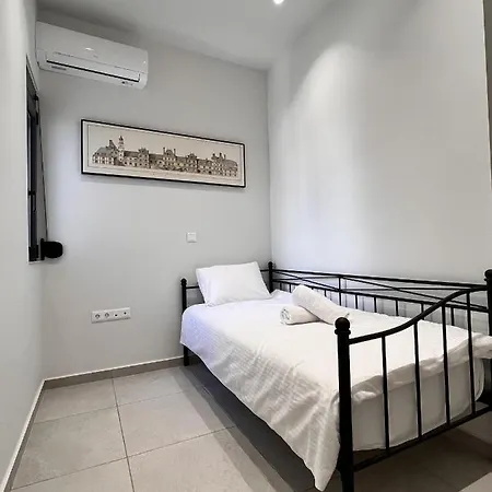 Chic Getaway Near Stavros Niarchos Apartment Athens Exterior photo