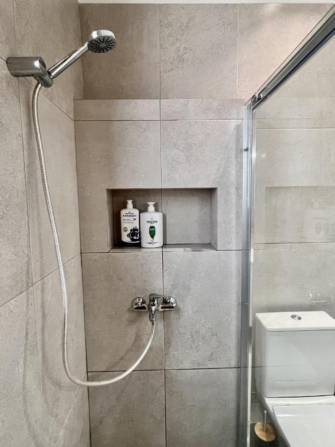 Chic Getaway Near Stavros Niarchos * Athens